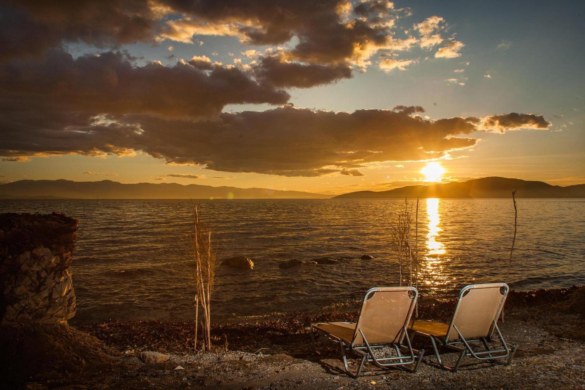 Karnagio Seafront In Agria Villa Kato Lekhonia ภายนอก รูปภาพ
