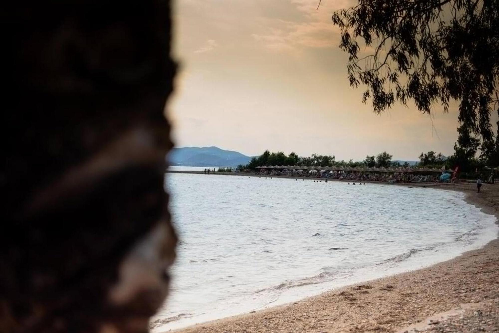 Karnagio Seafront In Agria Villa Kato Lekhonia ภายนอก รูปภาพ